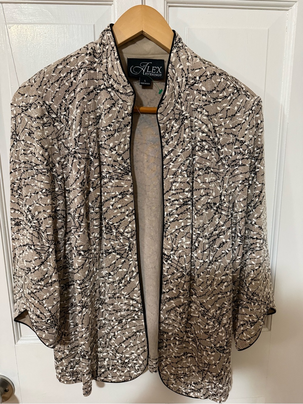 Alex Evenings Taupe and Black Abstract Jacquard Open Jacket Size Large